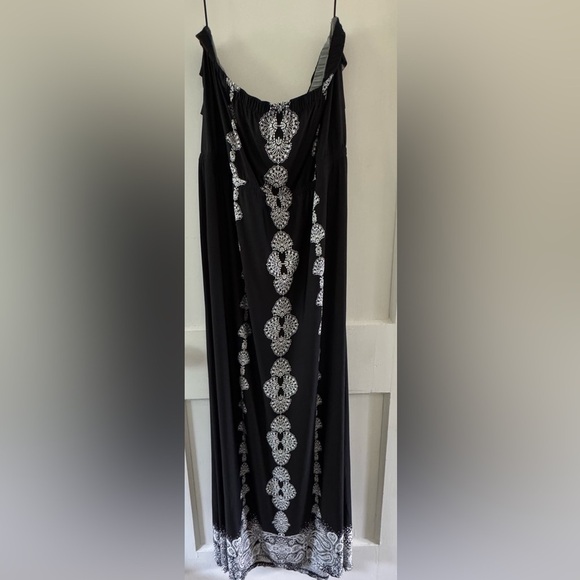 Style & Co. Strapless Black and White Maxi Dress. Size 3X - Picture 5 of 5